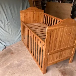 IKEA baby cot - Image 3