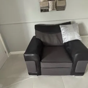 3+2+1 Grey Sofa In Good Condition - Image 3