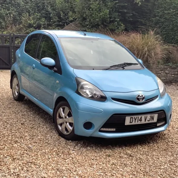 Toyota AYGO hatchback 2014