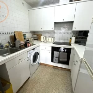 1 bedroom flat in Dolphin Court, Churchdown, Tewkesbury - Image 7