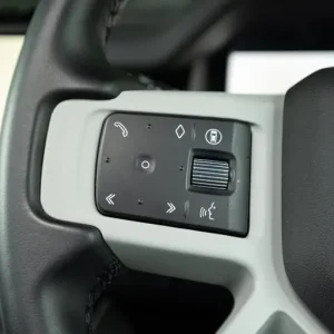 2024 Land Rover Defender 110 3.0 D250 MHEV X-Dynamic HSE Auto 4WD Euro 6 (s/s) 5dr Estate - Image 5