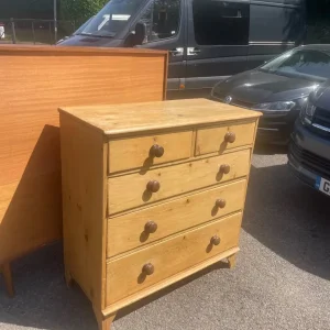 Pine Chest of Drawers - Image 2