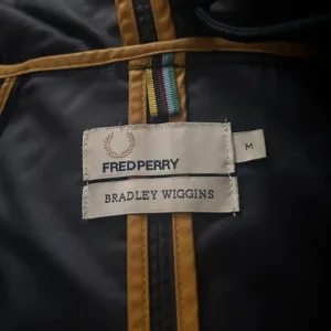 Fred Perry jackets – medium size, green and blue with hoods - Image 4