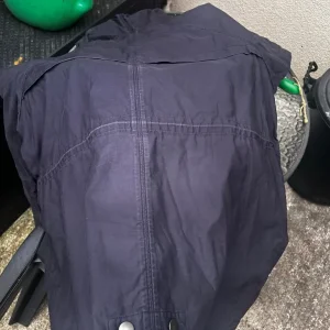 Fred Perry jackets – medium size, green and blue with hoods - Image 5