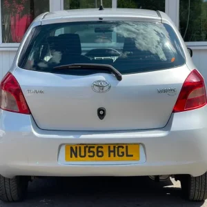 2006 Toyota Yaris 1.0L Manual Hatchback - Image 7