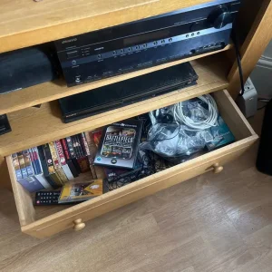 Tv stand - Image 3