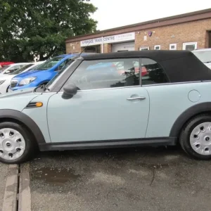 2013 Mini Cooper S Convertible 1.6 Manual - Image 7