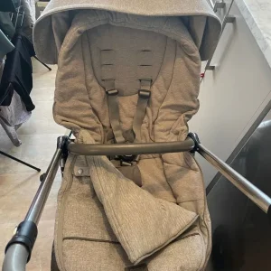 Mamas and papas pram - Image 5