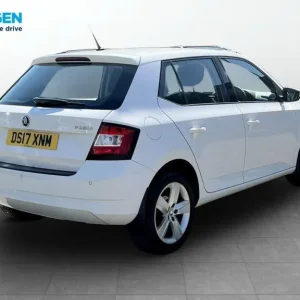 2017 Skoda Fabia 1.2 TSI SE L Euro 6 5-door Hatchback - Image 4