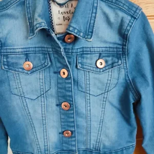 Girls age 5 denim jacket - Image 3