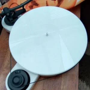 Pro-ject rpm1 carbon turntable - Image 4