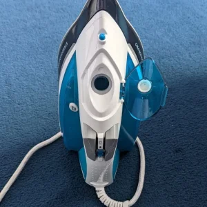 Russell Hobbs SpeedGlide Iron - Image 2