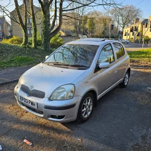 2003 Toyota Yaris 1.3 Automatic Hatchback - Image 3