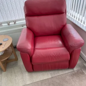 Leather Suite - Image 2