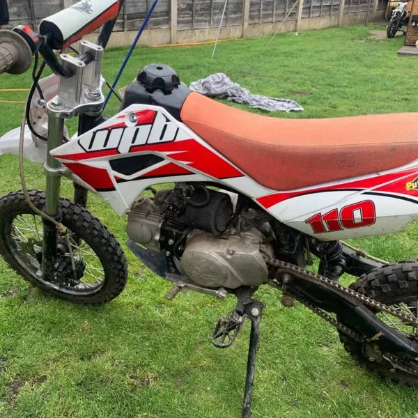 Stomp WPB 110cc pit bike