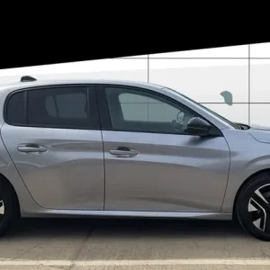 2025 Peugeot 208 1.2 PureTech 100 Allure 5-door Hatchback - Image 5