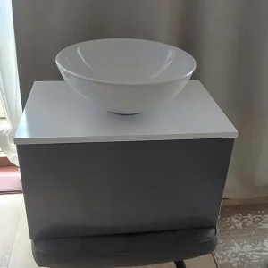 Wall Hung 1 Drawer Sink Unit in Gloss Grey and White