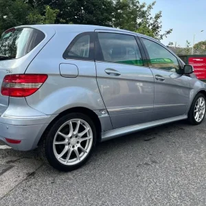 2008 Mercedes-Benz B-Class 2.0 CDI Sport CVT 5-door MPV - Image 6