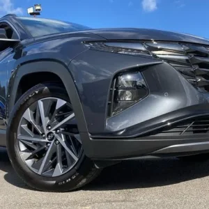 2022 Hyundai Tucson 1.6 TGDi Premium 5-door Estate - Image 8