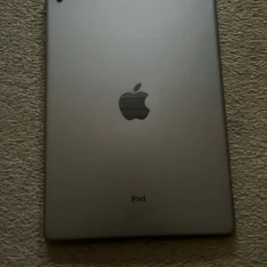 Apple iPad Air - Image 3