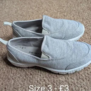 Shoes - Image 5