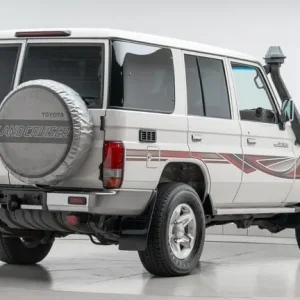 2020 Toyota Land Cruiser 4.5D 75 LX Van Diesel Manual - Image 6
