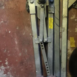 A 2.5-ton a frame - Image 2
