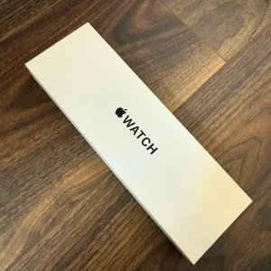 Apple Watch SE 2nd Generation 44mm Midnight Aluminium (GPS) - Image 2