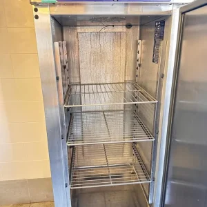 Commercial Williams fridge - Image 4