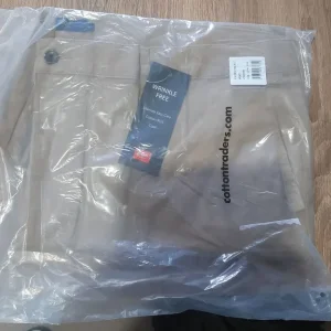 Men's trousers