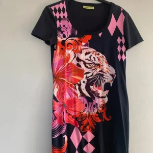 ladies Versace dress size 8-10