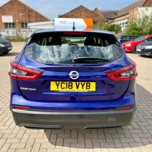 2018 Nissan Qashqai 1.2 DIG-T Acenta Euro 6 (s/s) 5-door hatchback petrol manual - Image 7