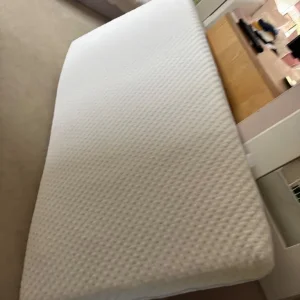 Mamas and Papas cot bed, mattress and bedding - Image 4