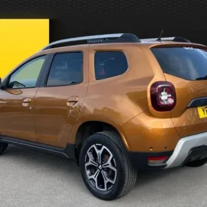 2019 Dacia Duster 1.6 SCe Prestige 5-door Petrol Estate Manual - Image 2