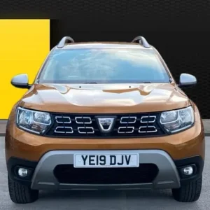 2019 Dacia Duster 1.6 SCe Prestige 5-door Petrol Estate Manual - Image 3