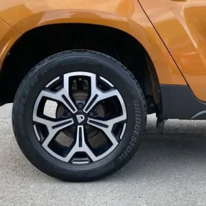 2019 Dacia Duster 1.6 SCe Prestige 5-door Petrol Estate Manual - Image 7