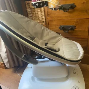 4MOMS mamaroo baby swing - Image 3