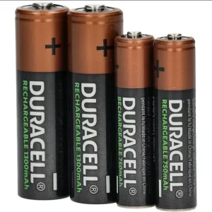Duracell plugin battery charger with 8 rechargeable batteries - Image 3
