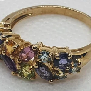 9ct yellow gold amethyst and blue topaz ring
