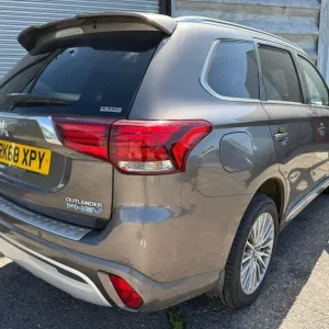 2019 Mitsubishi Outlander Hybrid – Damaged but Starts and Drives, 18" Alloys, Black Interior