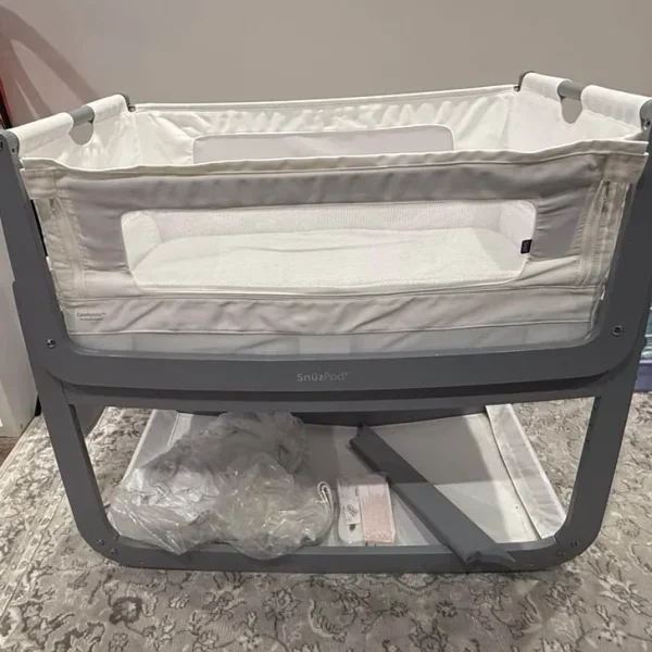 Snuzpod4 bedside crib