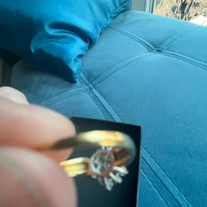 18ct diamond cluster ring - Image 3