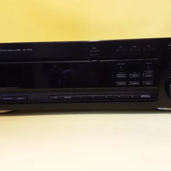Kenwood GE-7030 graphic equaliser