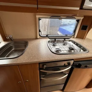 Bailey Pageant Provence Series 7 2010 5 berth caravan - Image 8