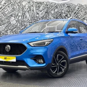 2022 MG ZS 1.0 T-GDI Exclusive SUV – 5-door hatchback with auto, full service history, MOT until March 2026 - Image 7
