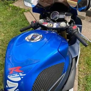 Suzuki GSXR 750 2011 - Image 6