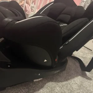 Car seat UNUSED - Image 3