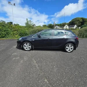 2014 Vauxhall Astra 1.7 Turbo Diesel Hatchback - Image 5
