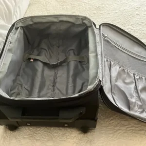 Tripp suitcases in black - Image 2