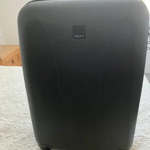 Tripp suitcases in black - Image 6